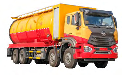 SINOTRUK 33 CBM cleaning vacuum sewage truck
