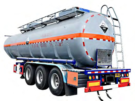 30,000 liters of chemical liquid transport semi truck