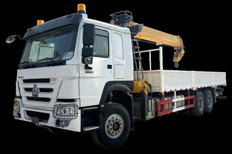 Sinotruk 12 ton truck crane