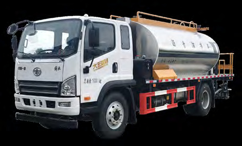 FAW 8000L Asphalt distributor truck